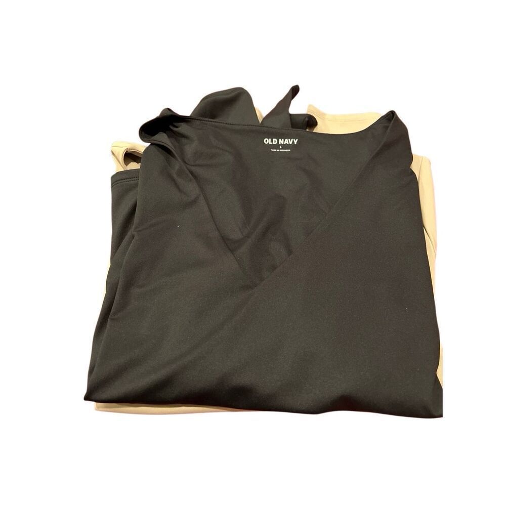 Lot of 2 old navy v-neck long sleeve tops black & beige Sz.l nwt